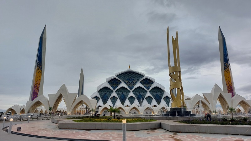 Masjid Al Jabbar Bandung Diresmikan Pekan Ini