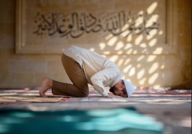 Keutamaan Salat Sunah Rawatib, Niat, dan Jumlah Rakaat