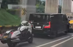 Kendaraan Rombongan Kemenperin Terlibat Kecelakaan di Tol Jakarta-Cikampek