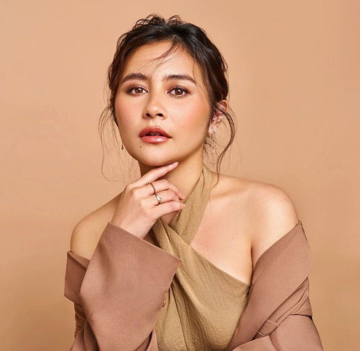 Prilly Latuconsina Idap OCD, Bolehkah Mendiagnosanya Sendiri?