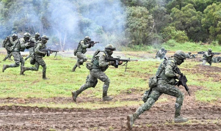 Tingkatkan Kesiapan Tempur, Taiwan Perpanjang Wajib Militer