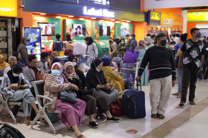 Libur Nataru, 66.224 Penumpang Berangkat dari Stasiun Bandung