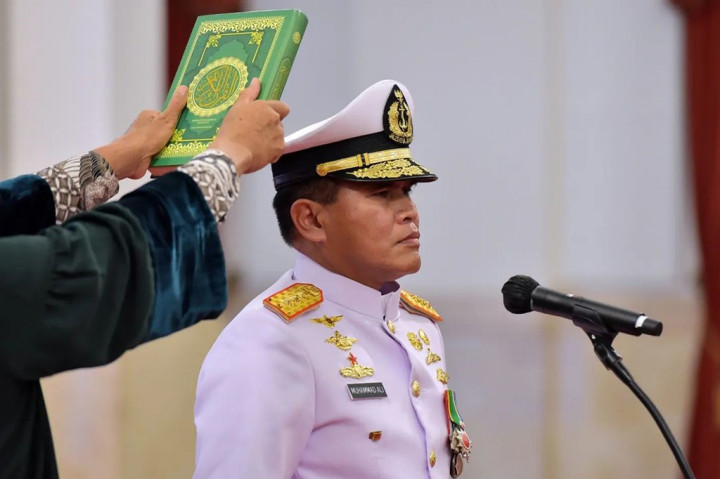 Jokowi Lantik Muhammad Ali sebagai KSAL