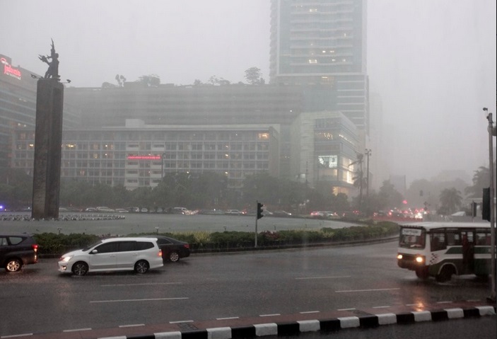 Cuaca Ekstrem di Indonesia, Ini Doa Saat Hujan Deras dan Banjir
