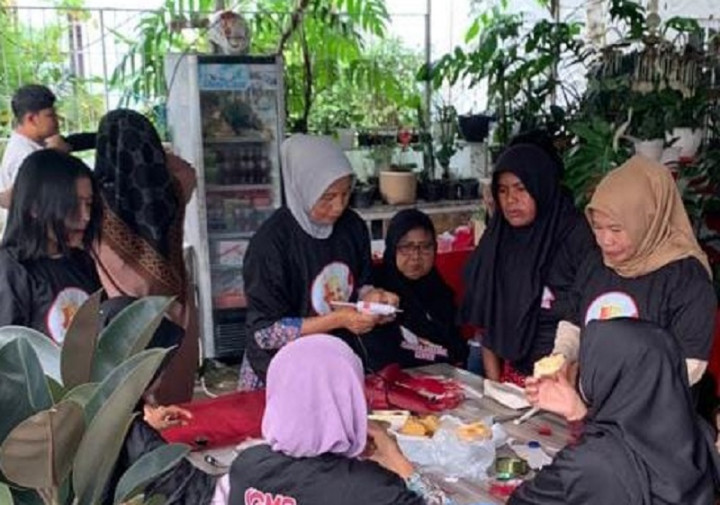 Buka Peluang Usaha, Masyarakat di Kabupaten Bungo Dilatih Menyulam