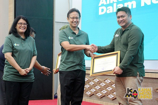 Keren! Dosen FK Unpad Dipilih Jadi Duta Alkes Dalam Negeri