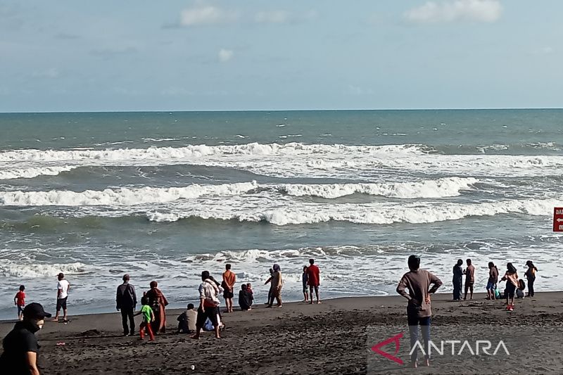 Antisipasi Hujan Ekstrem, Wisatawan di Yogyakarta Diimbau Pantau Info Cuaca