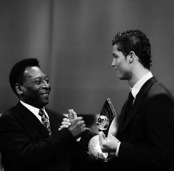 Belasungkawa Cristiano Ronaldo: Raja Pele Abadi