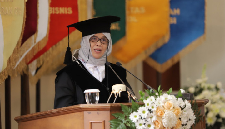 Teliti Rekayasa Jaringan Sebagai Terapi Regeneratif Biomedis Masa Depan, Ika Dikukuhkan Jadi Guru Besar UGM