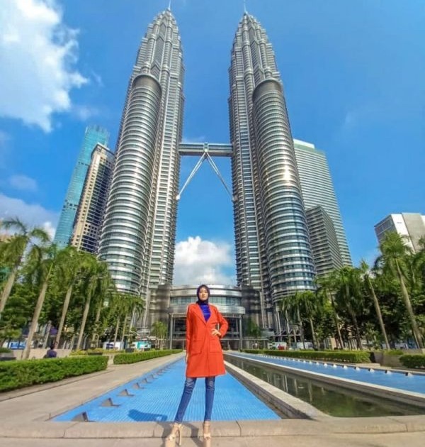 Kuliah Sambil Kerja Bisa Sejalan, Ini Tips ala Mahasiswi Difabel Berprestasi Unesa