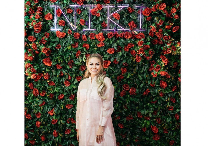 Bebas dari Penjara, Nikita Mirzani Ajak Anak-Anak Liburan ke London