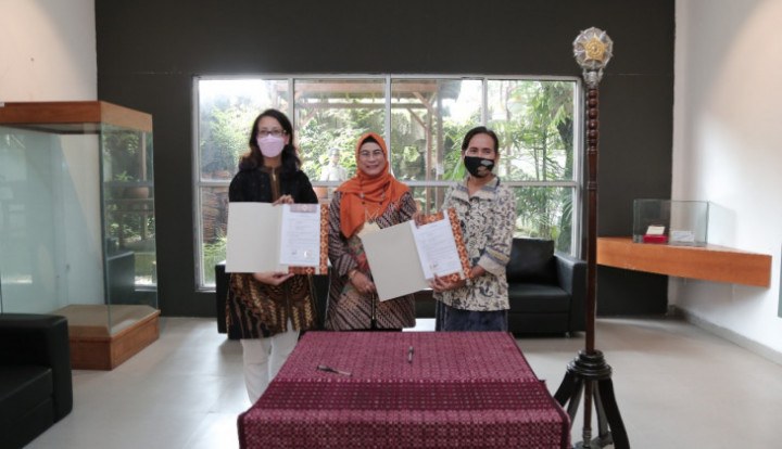 Museum UGM Terima Koleksi Pusaka Tongkat Pedel