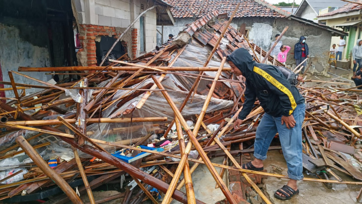 Banjir Rob, Warga Pesisir Eretan Kulon Indramayu Bakal Direlokasi