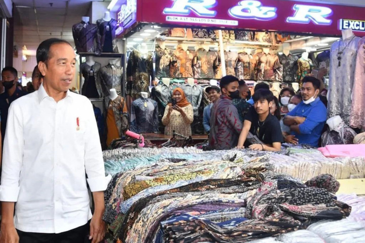 Foto: Presiden Kunjungi Pasar Tanah Abang