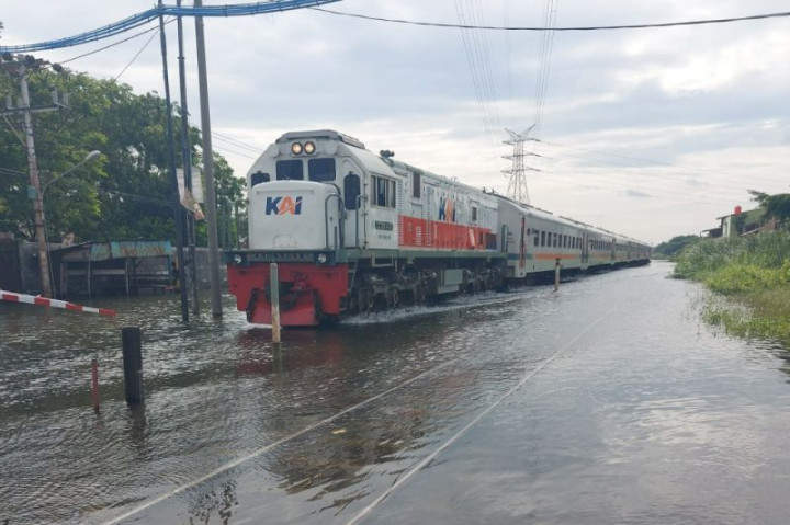 Pelayanan di Stasiun Tawang Semarang Mulai Normal