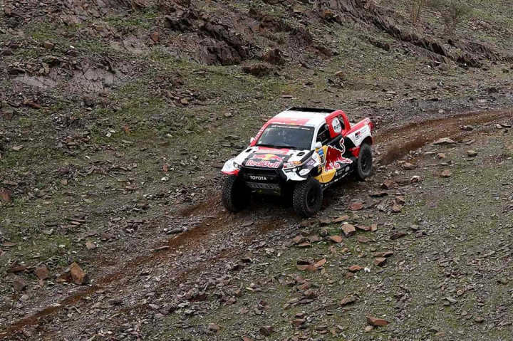 Reli Dakar: Al-Attiyah Libas Rute Berbatu Etape 2