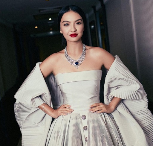 Potret Menawan Raline Shah Kenakan Gaun Kasual hingga Glamor nan Elegan