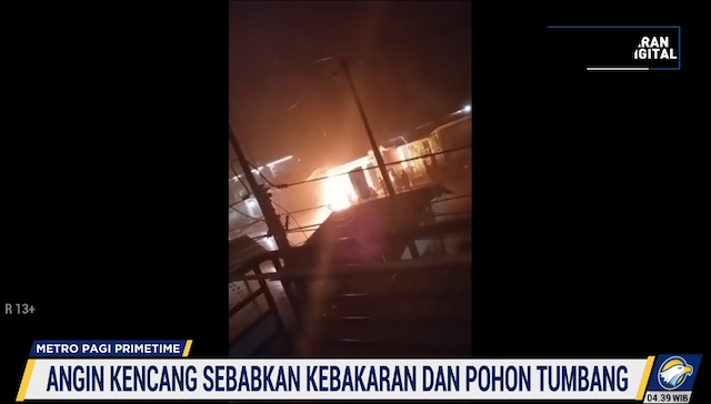Korsleting Listrik Akibat Angin Kencang, Kios Bensin Eceran di Majene Terbakar