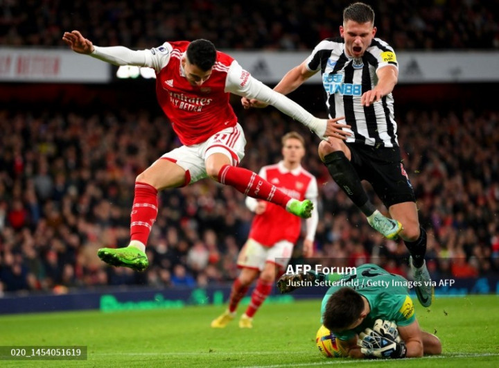 Newcastle Paksa Arsenal Berbagi Angka