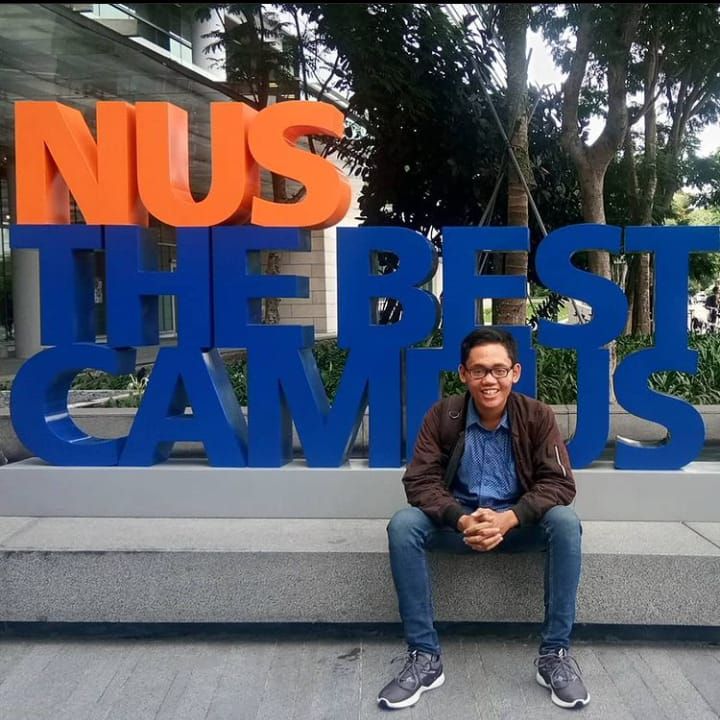 Buah Manis Kegigihan Ahmad, Lulusan Unesa yang Diterima di 4 Kampus Top Lewat LPDP