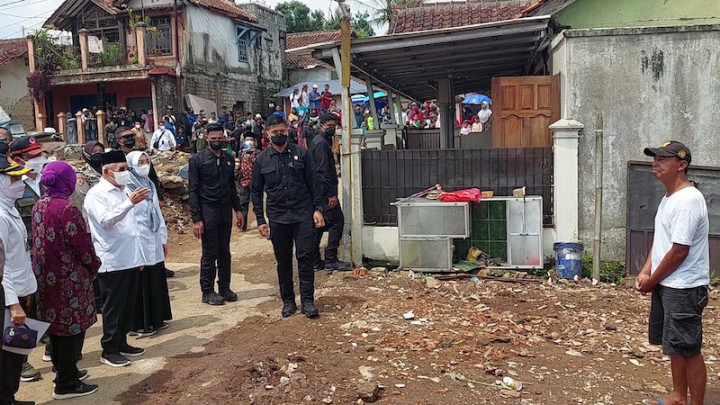 Wapres Tampung Keluhan Warga Cianjur Soal Rumah Tahan Gempa