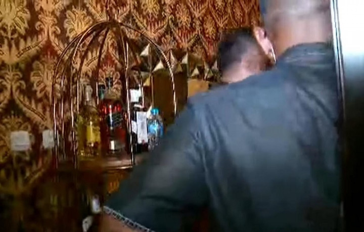 Hakim Temukan Beragam Merek Miras di Rumah Dinas Ferdy Sambo