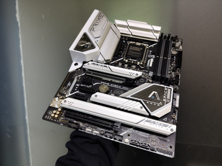 Asus Prime Z790-A WiFi, Tema Antariksa dan Kinerjanya Mumpuni