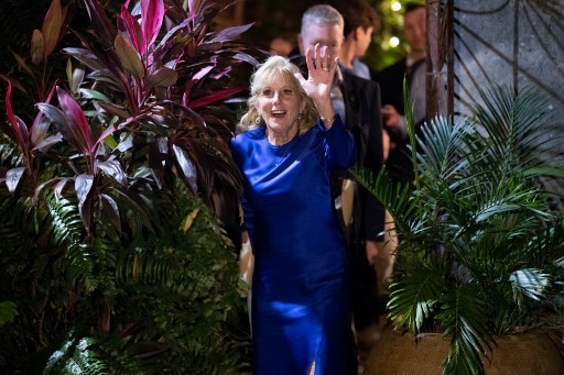 Ibu Negara AS Jalani Operasi untuk Angkat Gangguan Pada Kulit