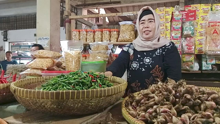 Dampak Cuaca Ekstrem, Harga Cabai Rawit di Cirebon Naik 100%