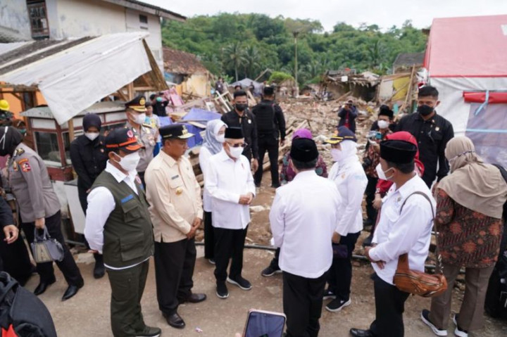 Pembersihan Puing Gempa Cianjur Ditarget Rampung dalam 40 Hari