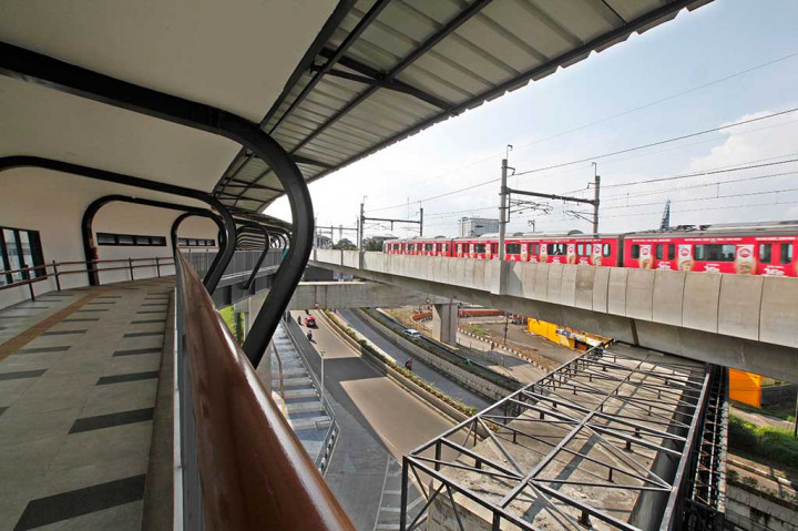 MRT Resmi Operasikan Simpang Temu Lebak Bulus