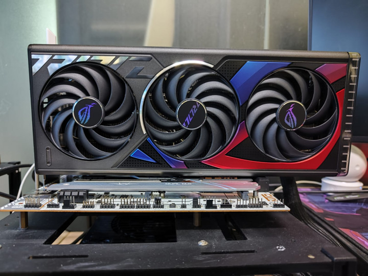 Begini Performa Kartu Grafis Asus ROG Strix GeForce RTX 4070 Ti OC Edition