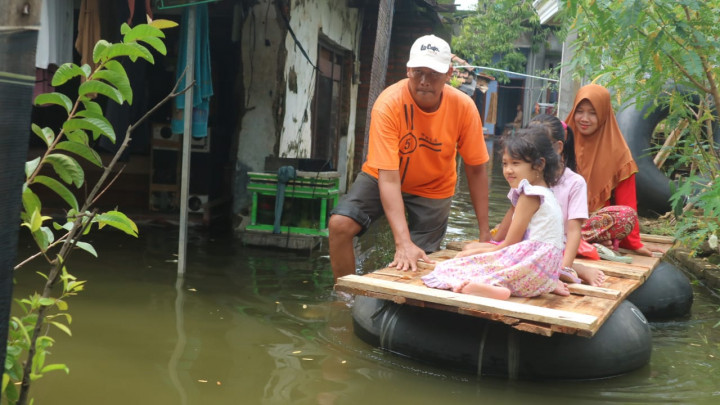 Korban Banjir di Kudus Mulai Gatal-gatal dan Nyeri Sendi