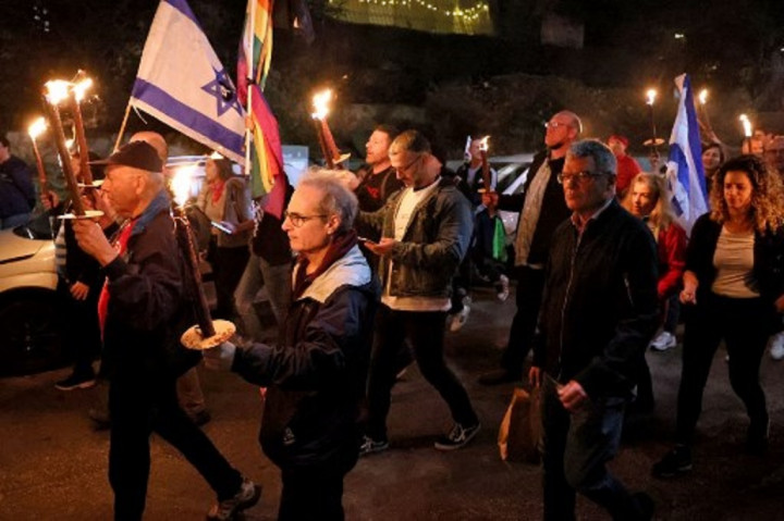 Ribuan Warga Israel Protes Pemerintahan Baru Benjamin Netanyahu