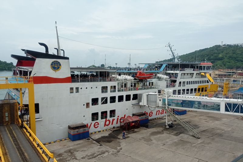 Arus Balik Penumpang Merak-Bakauheni Masih Tinggi