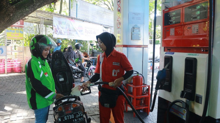 Ojol di Malang Dibantu BBM Subsidi Rp4.000 per 2 Liter