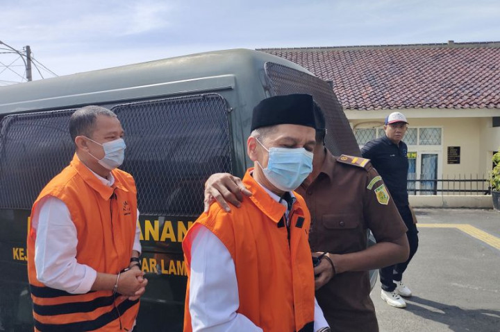 Eks Rektor Unila Karomani Hadapi Sidang Dakwaan Kasus Suap