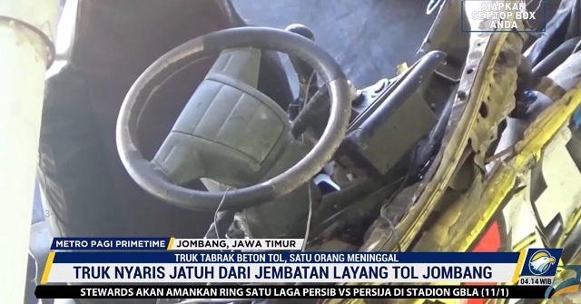 Kronologi Truk Tabrak Pembatas Jembatan Layang Tol Jombang, 1 Orang Meninggal