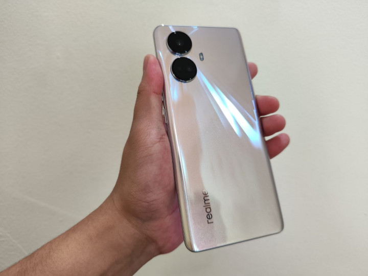Review realme 10 Pro+ 5G, Desain Mewah Jagoan Kelas Menengah