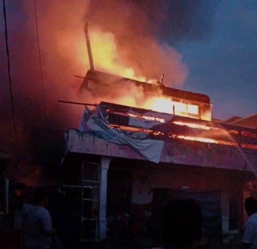 Diduga Korsleting Listrik, Kantor DPP Pemuda Demokrat Indonesia Hangus Dilalap Api