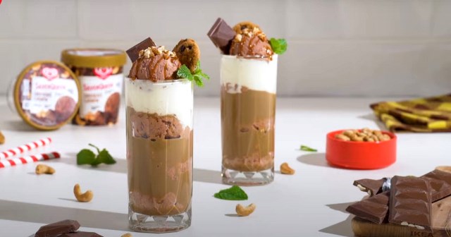 Resep minuman campuran susu, es krim, dan saus karamel yang pasti jadi favorit si kecil. (Foto: Dok. Endeus TV)