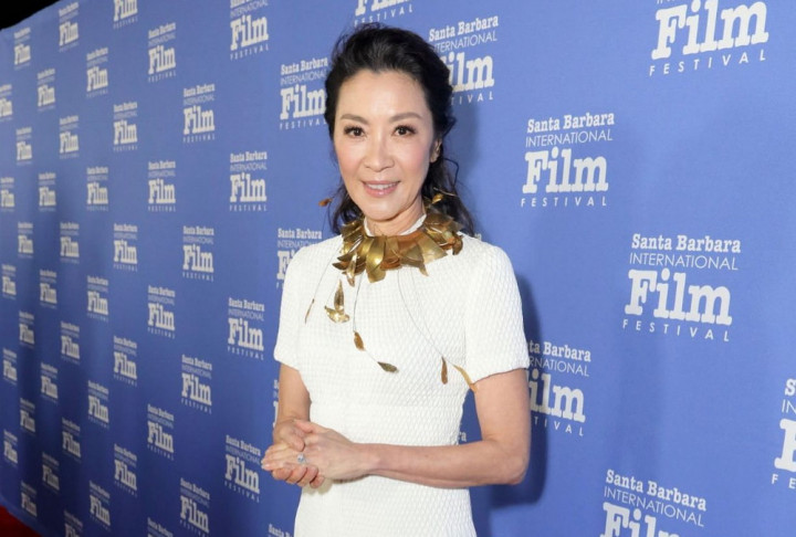 Golden Globe 2023 Nobatkan Michelle Yeoh Jadi Aktris Terbaik