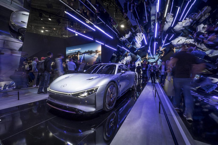 Mercedes-Benz Buktikan Desain Mobil Listrik Bisa Tetap Menarik