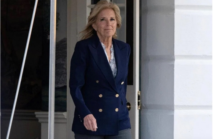 Ibu Negara AS Jill Biden Jalani Operasi Pengangkatan Dua Sel Kanker