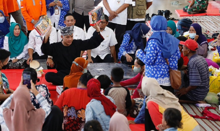 Pengungsi Banjir Kudus Diminta untuk Menjaga Kesehatan