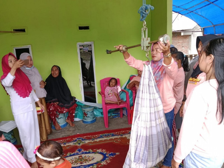 Para Ibu di Takalar Sulsel Diberi Penyuluhan Soal Pentingnya Imunisasi