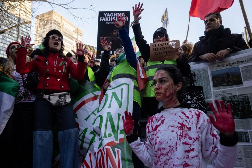 30 Jurnalis Iran Masih Dipenjara Terkait Demo Mahsa Amini