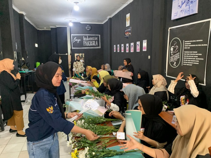 Para Perempuan di Bandar Lampung Didorong Berwirausaha