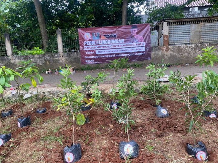 Peduli Lingkungan, Milenial di Bekasi Gelar Aksi Menanam Pohon