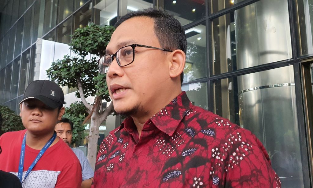 KPK Pastikan Usut Aliran Uang Lukas Enembe ke Berbagai Sektor